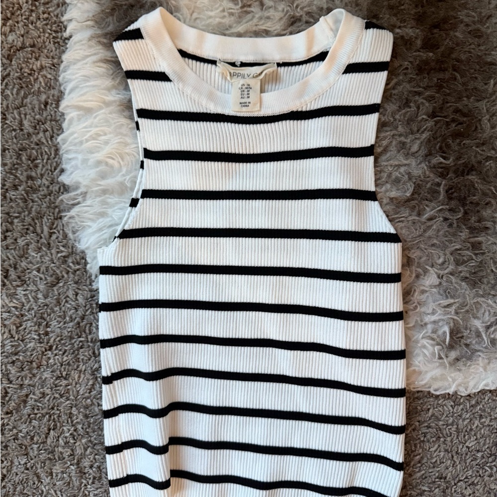 Xhilaration White Tank Top with Fitted Ribbed Style